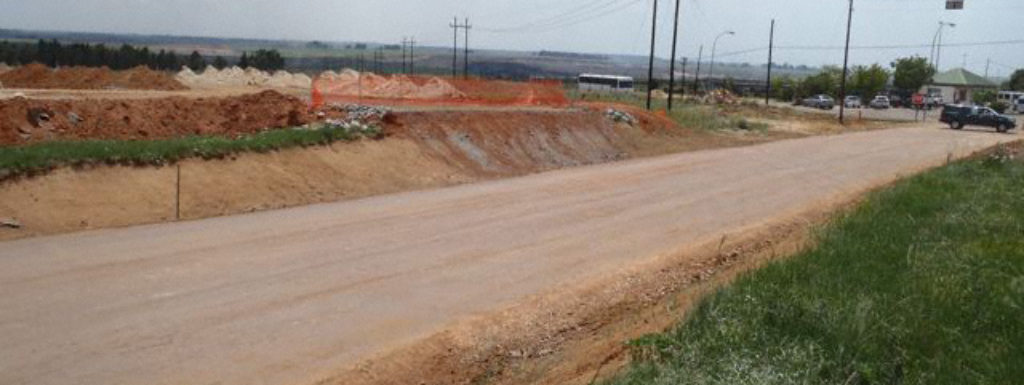 Xstrata Gravel Road Construction